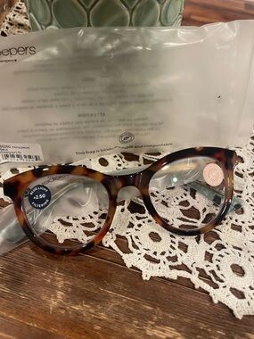 +2.25 Peepers Tortoiseshell and green Blue Light Reading Glasses